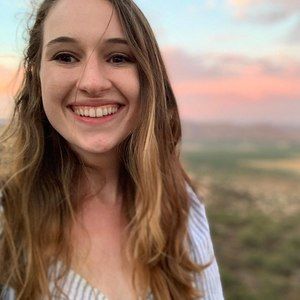 Meet your Posher, Casey